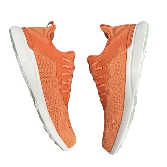 APL Techloom Tracer Sneakers Terracotta/White Men’s 8.5 / Women’s 10 0622XC $280
